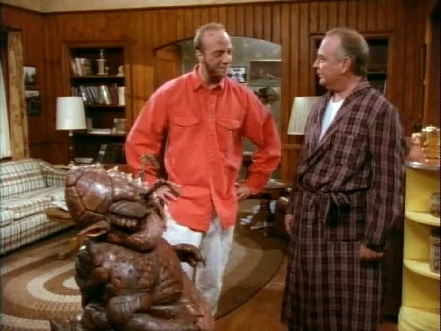 Chris Peterson (Chris Elliott), center, with Gus Borden (Brian Doyle-Murray) right and SPEWEY the disgusting alien left