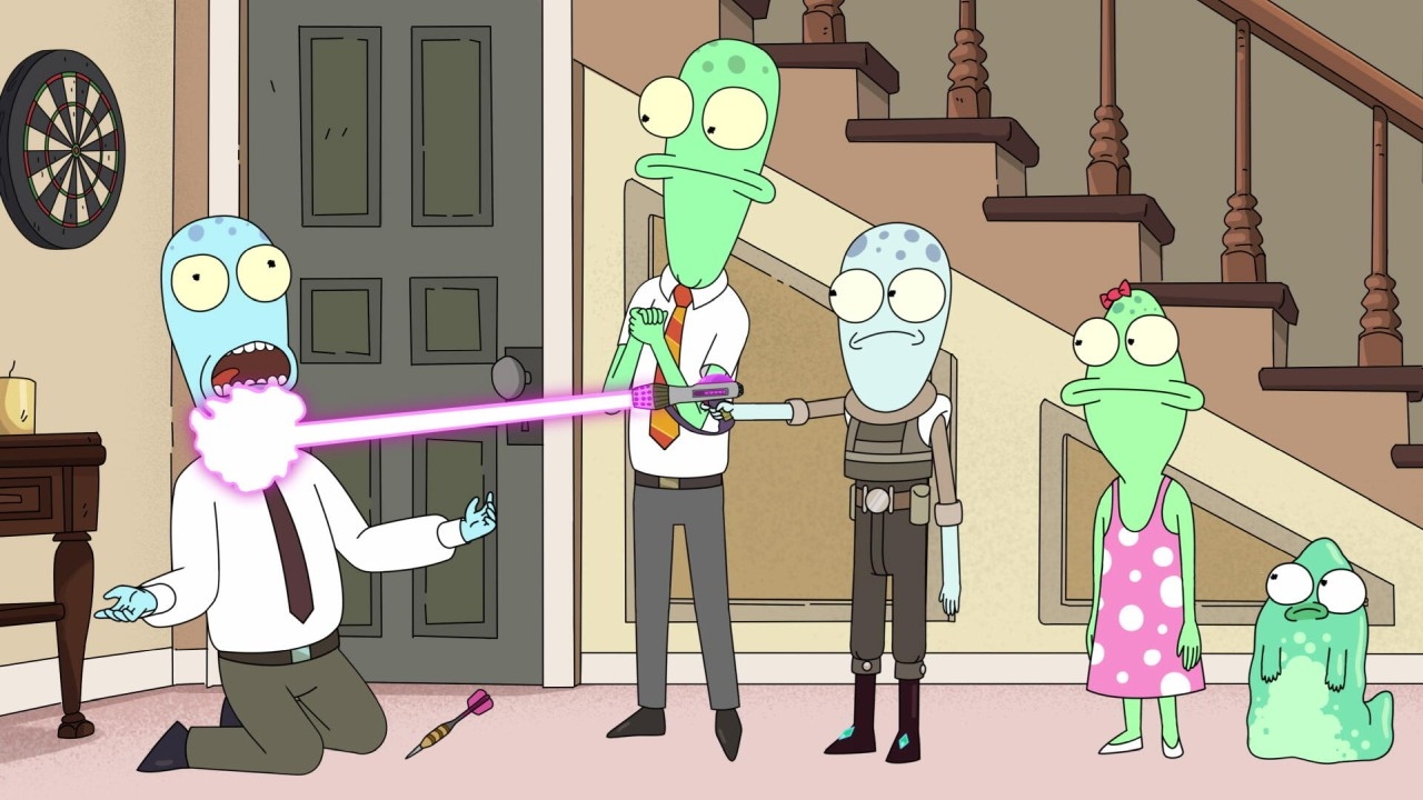 Solar Opposites - Korvo being blasted with the voice ray by Yumyulack, while Terry, Jesse, and the Pupa watch